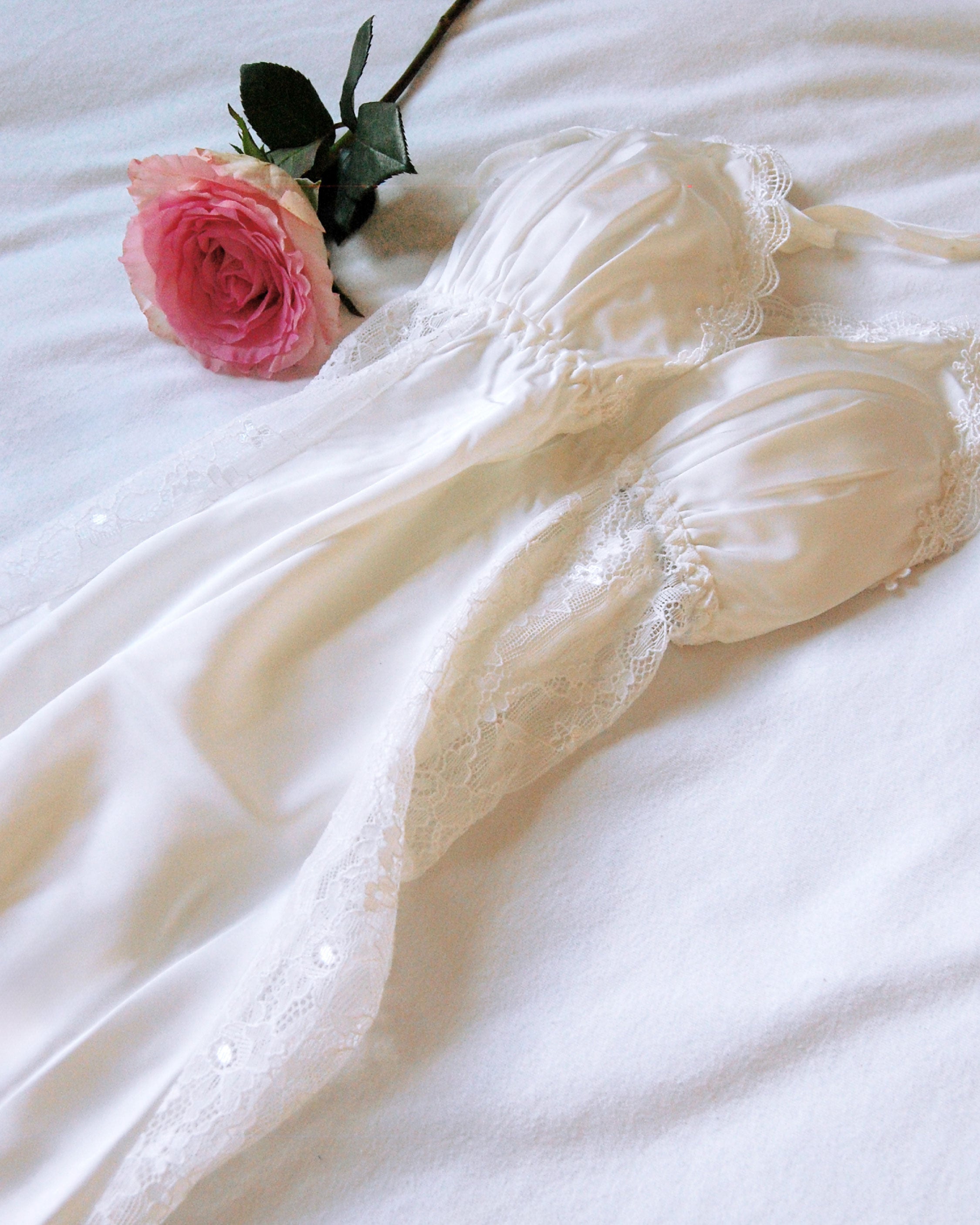 QUEEN Lace Pajamas Set – Weiß